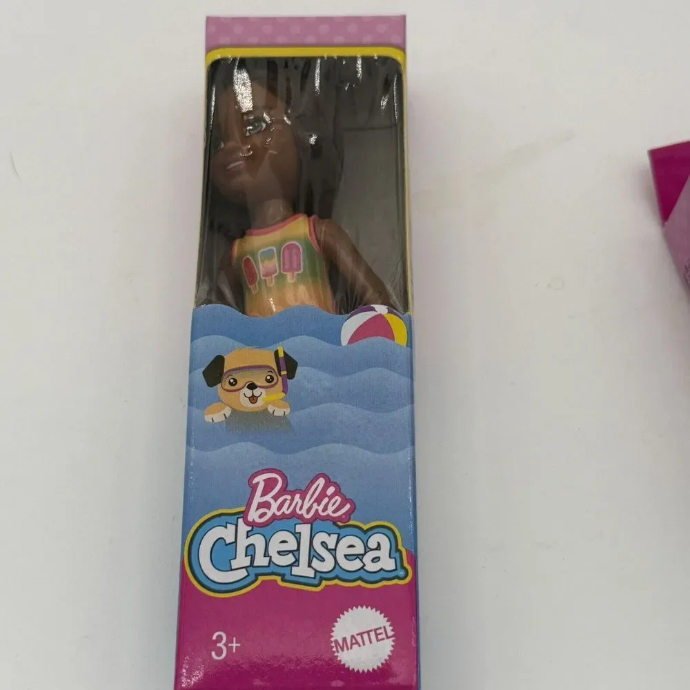 Barbie Club Chelsea Doll W/ Frozen Treat Graphic‎ Swimsuit 5.5